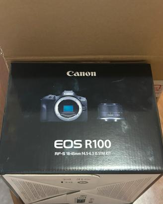 Fotocamera Canon EOS R100 NUOVA