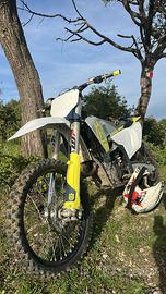Husqvrna 250cc cross