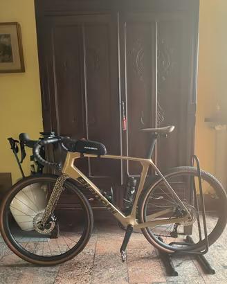 Bianchi Gravel GRX 610 - IMPULSO COMP