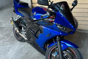 Yamaha R6