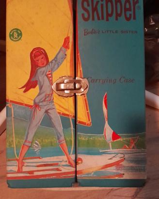 Barbie con scatola casetta originali UK