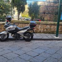 Suzuki XF Freewind 650 - 1998