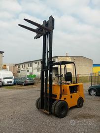 Muletto diesel usato 40 q traslatore forche