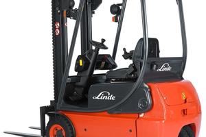 CARRELLO ELEVATORE LINDE E16