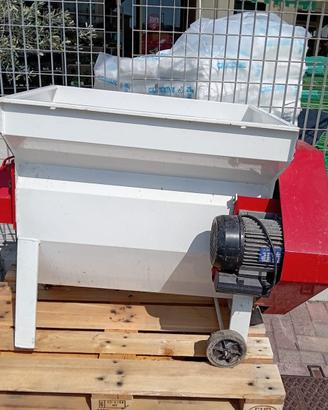 Trituratore d’uva, pigiadiraspatrice