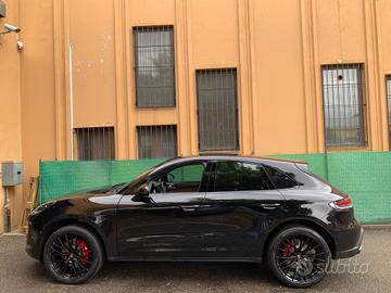 Cerchi NUOVI Porsche Macan raggio 21 cod.34782