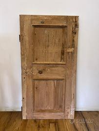 Porta antica in legno massello a tre pannelli