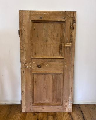 Porta antica in legno massello a tre pannelli