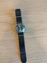 due orologi automatici perfettamente funzionanti 
