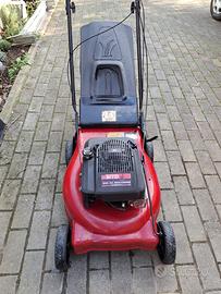 Tagliaerba a trazione motore Briggs & Stratton