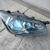 proiettore faro DX Seat Ibiza 2018 6F1 941 016 A