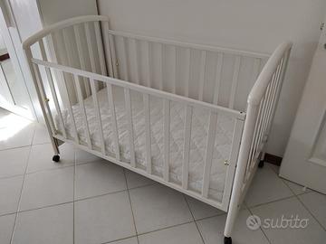 Culla lettino a cancelli 