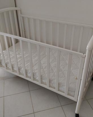 Culla lettino a cancelli 