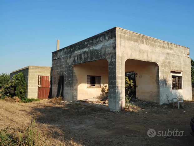 Terreno agricolo con casa da ristrutturare