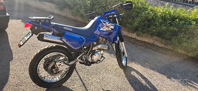 Yamaha XT 