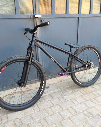 YT dirtlove ST tg. L