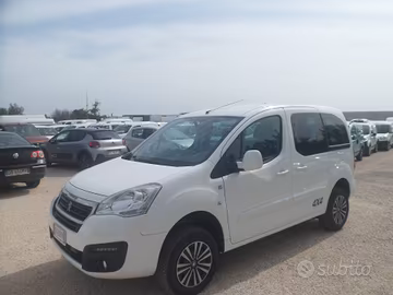 Peugeot Partner 4x4 5 posti autovettura