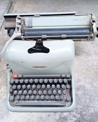 Macchina da scrivere vintage Olivetti Lexikon 80 