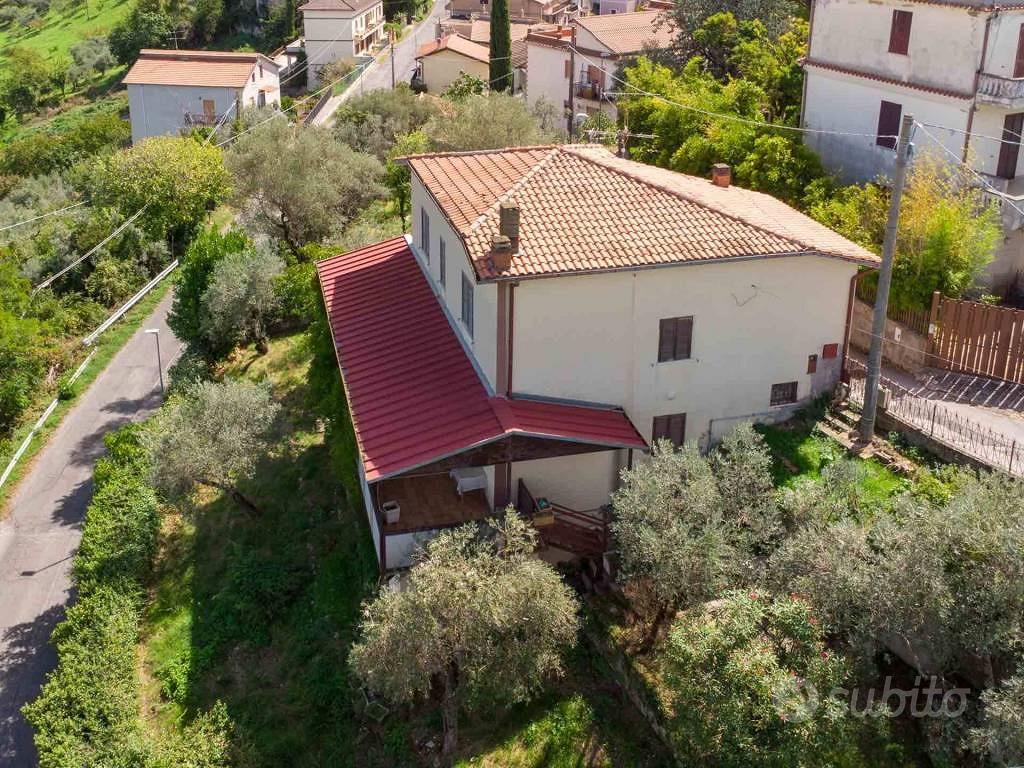 Casa – Poggio Nativo, Casali di Poggio Nativo - Altro