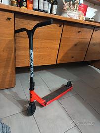 monopattino freestyle professionale