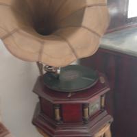 grammofono antico 