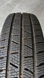 Gomme invernali Pirelli Carrier Winter
