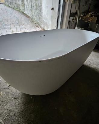 Vasca in Resina Free standing