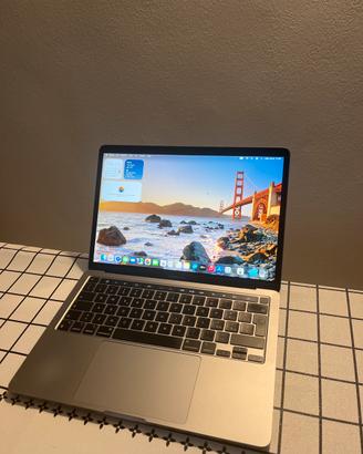 MacBook Pro M1 16GB 512GB Touch Bar