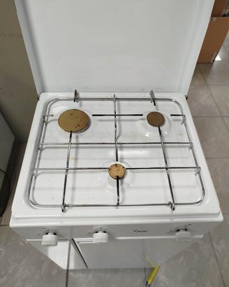 cucina a gas 3 fuochi