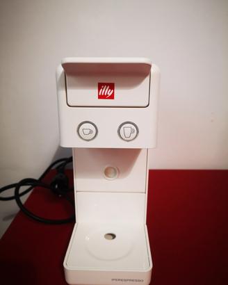 illy Y3.3 
