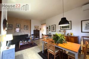 ESCLUSIVO APPARTAMENTO CON POSTO AUTO COPERTO A VI