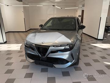Alfa Romeo Junior 1.2 145 CV Hybrid eDCT6 Speciale