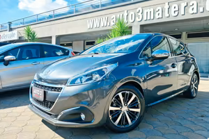 Peugeot 208 BlueHDi 100 5 porte Allure