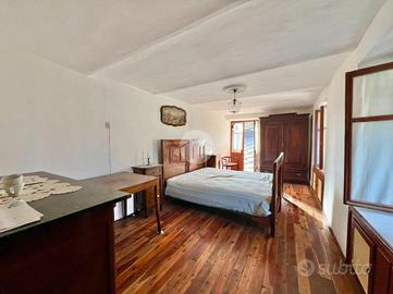 3 LOCALI A MONASTERO DI LANZO