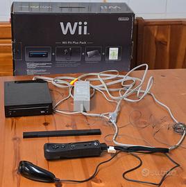 Wii Fit Plus Pack con balance board + giochi