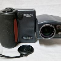 Nikon Coolpix 990 – fotocamera digitale storica