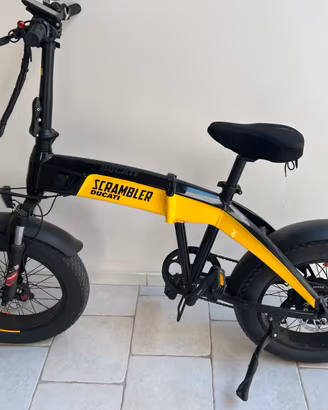 Fat bike ducati scrambler limited edition