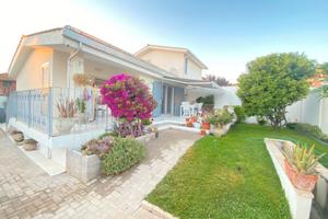 Villa bifamiliare a Marina Velca Pian di Spille
