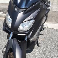Yamaha X-Max 250 - 2011