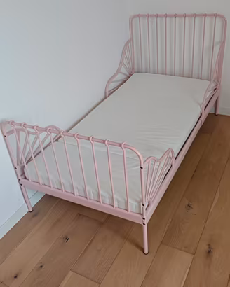 letto allungabile MINNEN Ikea rosa e/o materasso 