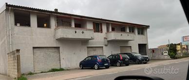 Iglesias locale uso commerciale/artigianale