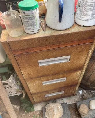 Cassettiera in ferro Vintage