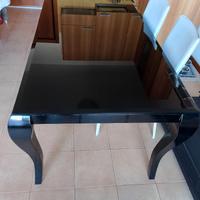 tavolo  500 € e divano 500 ,€