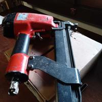 PUNTATRICE FISSATRICE CHIODATRICE NIKEMA