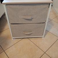 mobiletto con cassetti in stoffa