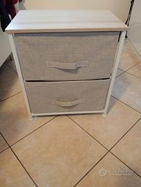 mobiletto con cassetti in stoffa