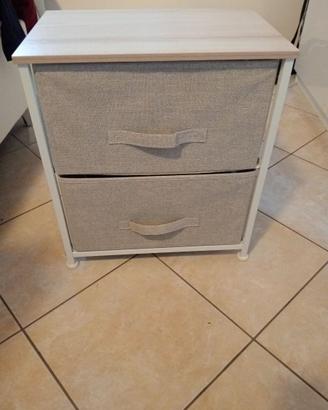 mobiletto con cassetti in stoffa
