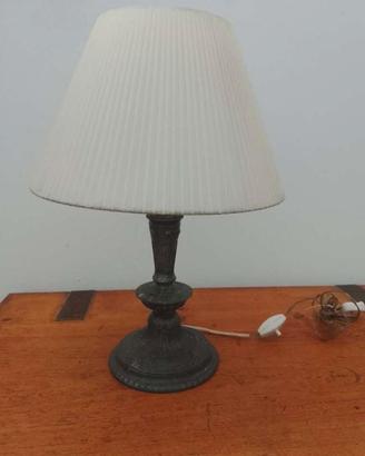 Lampada da tavolo vintage