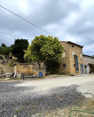 Casa Colonica con Terreno - Fermo