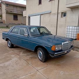 Mercedes 2400